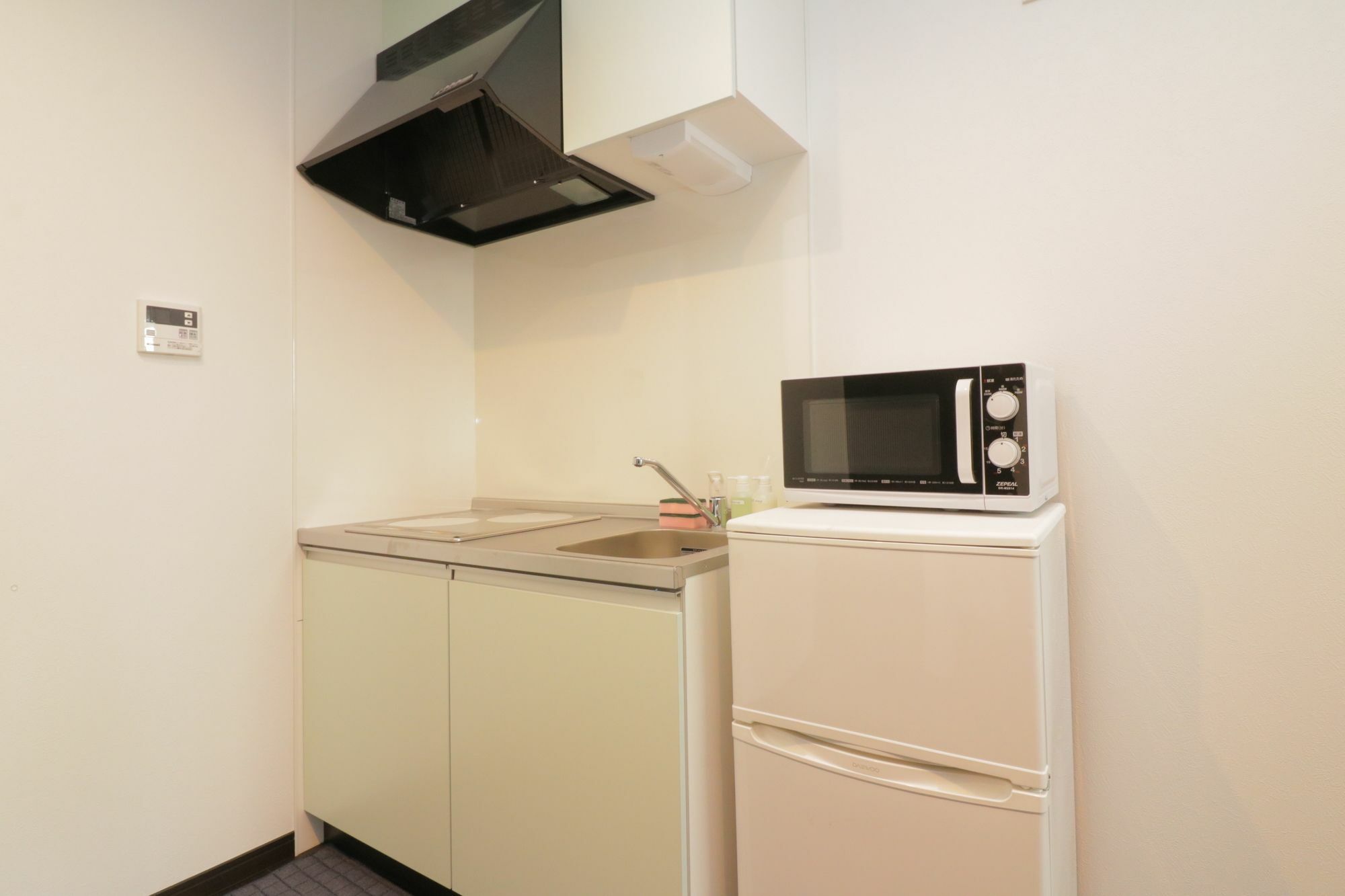Hg Cozy Hotel No 12 京橋駅前 Осака Екстериор снимка
